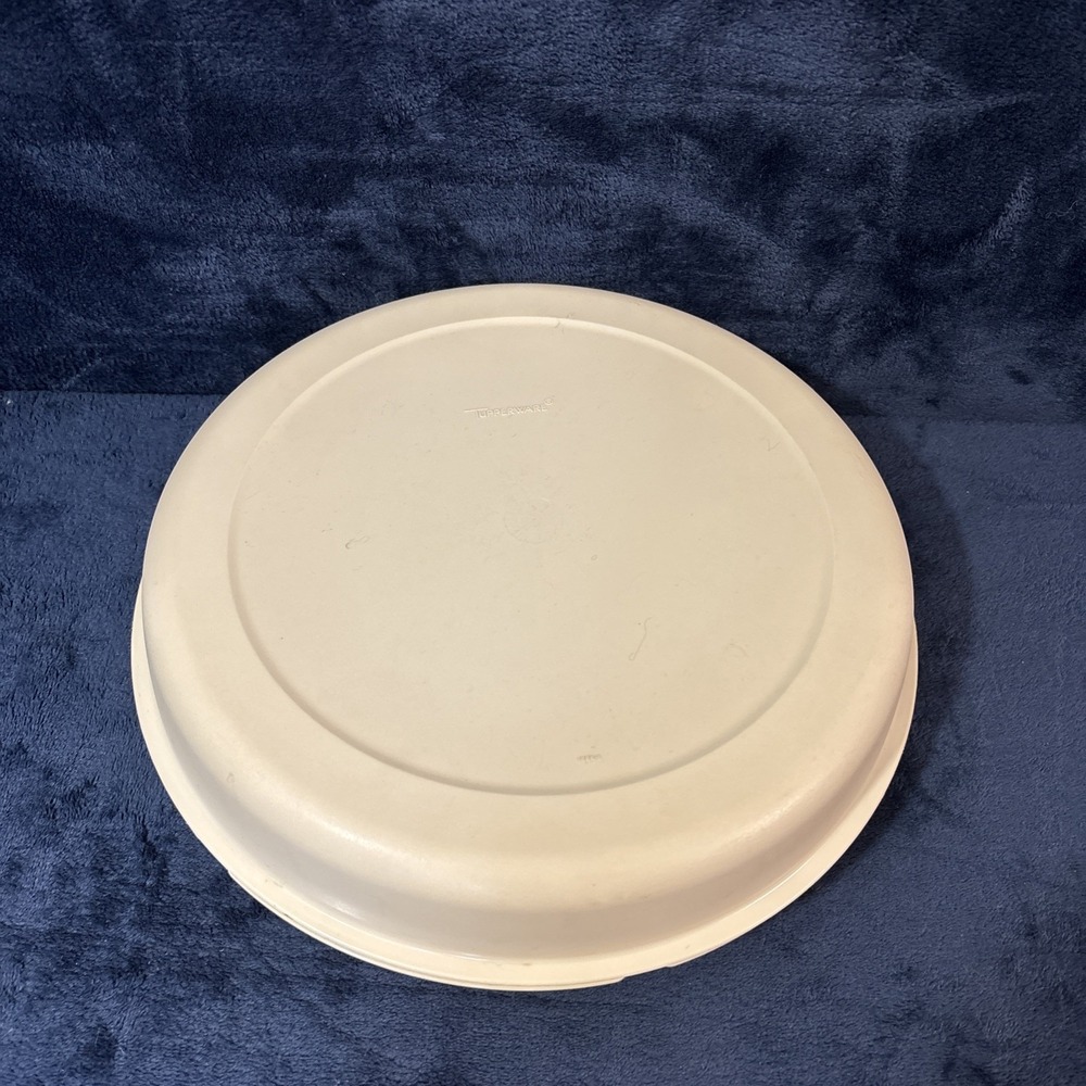 Vtg Tupperware 1665-1 Serving Veggie Tray container W/ 1666-4 lid & bowl & lid - Picture 5 of 5